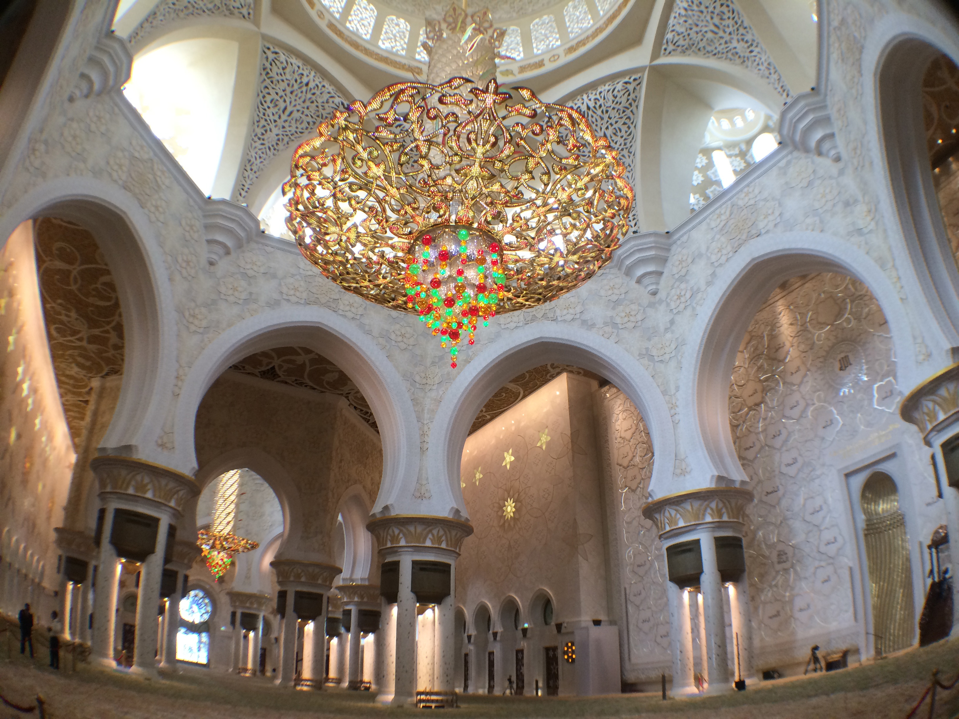 The details inside the Sheikh Zayed Grand Mosque