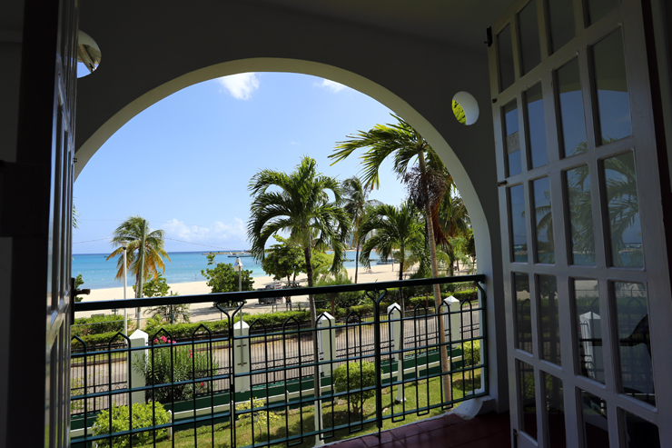 sandcastles jamaica, bedroom, airbnb