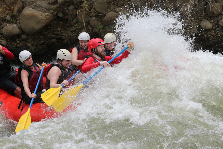 Desafio, desafio adventure company, costa rica, adventure, la fortuna, rapelling, canyoning, white water rafting, rio balsa