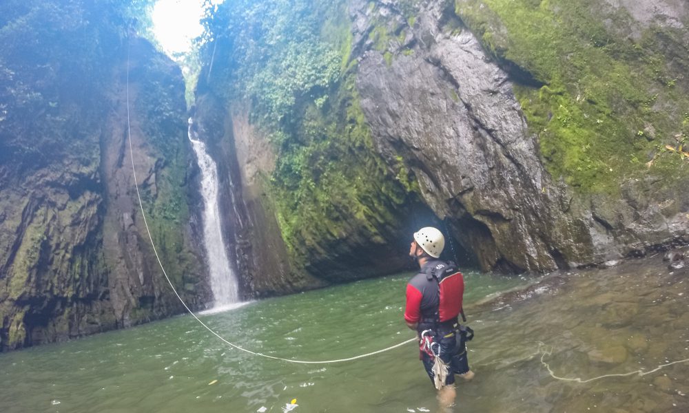 Desafio, desafio adventure company, costa rica, adventure, la fortuna, rapelling, canyoning, white water rafting, rio balsa